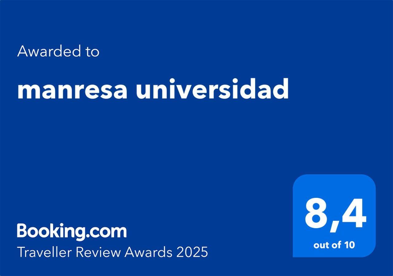 Manresa Universidad Esterno foto